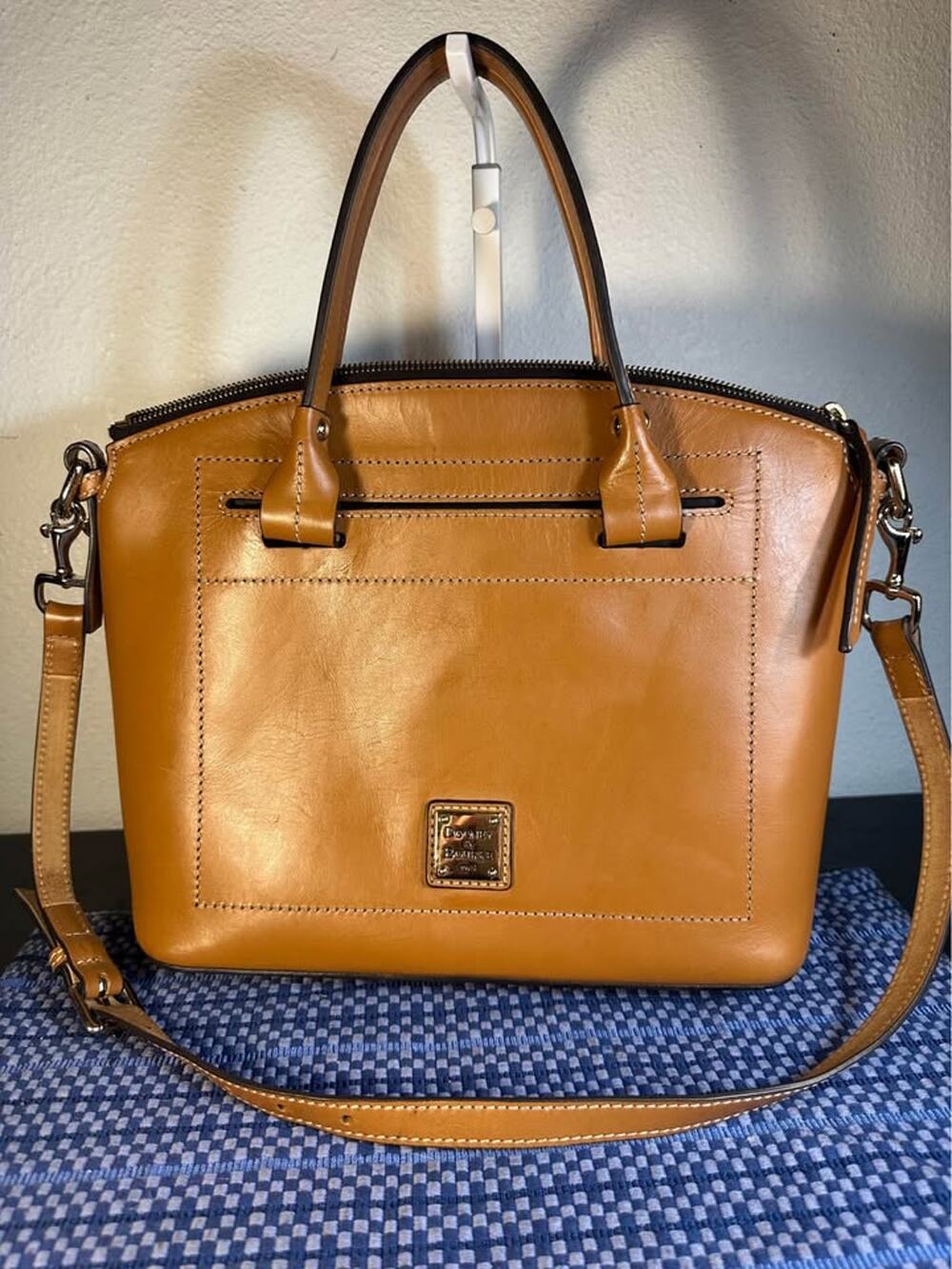 Dooney & Bourke Beacon Leather Domed Satchel Crossbody – Tan